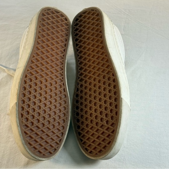 Vans Women's White Leather Lace Up Sneakers Size 10 (Men’s 8.5) - Picture 10 of 12